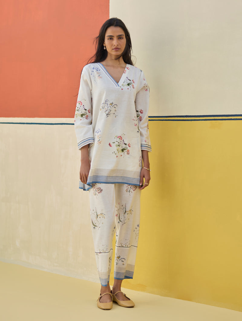 Raha Watercolour Floral Kurta - Ivory