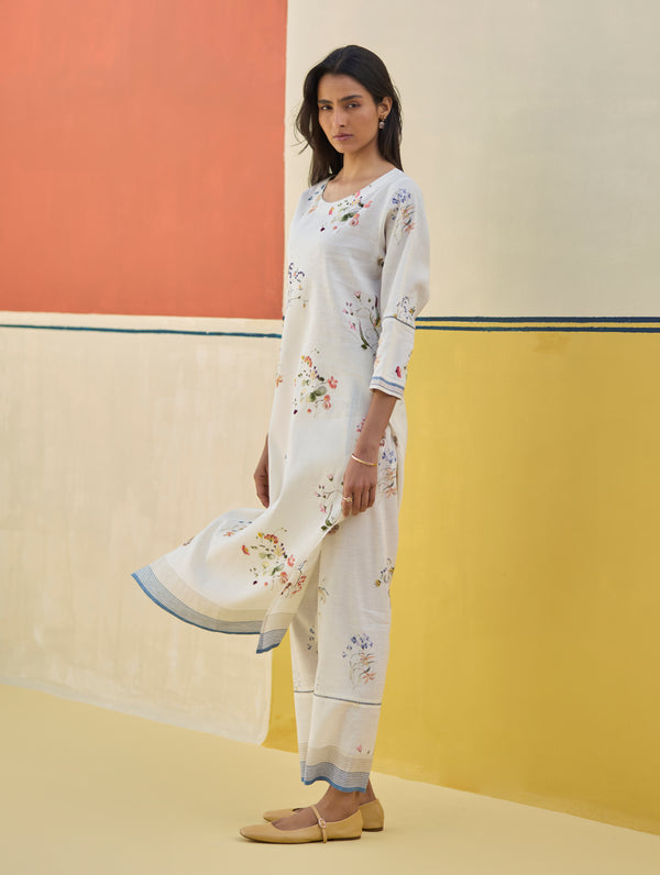 Kera Floral Hand-Embroidered Kurta - Ivory