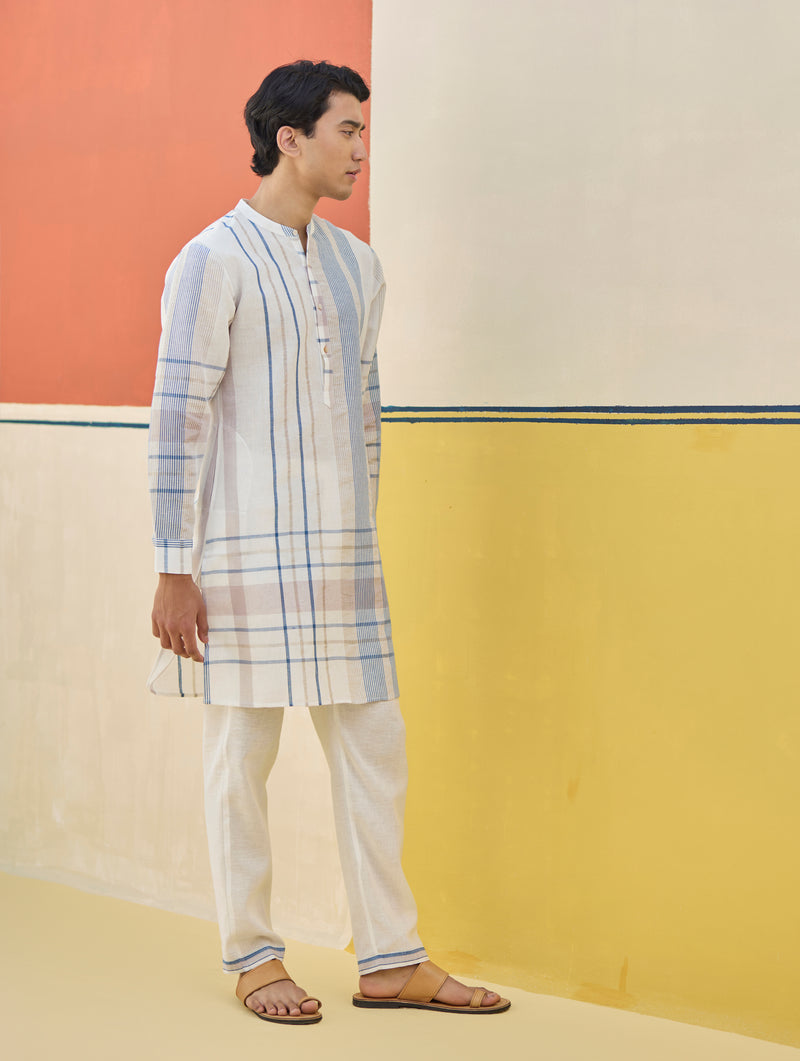 Dako Check Linen Kurta Set
- Ivory