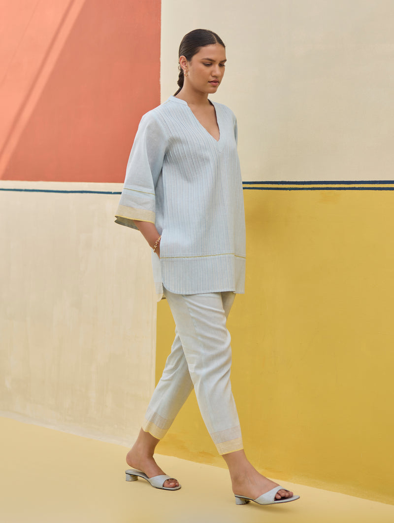 Neri Pintuck Border Linen Top - Sky