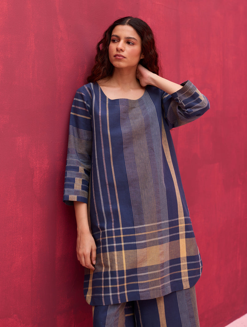 Rina Check Linen Kurta - Navy