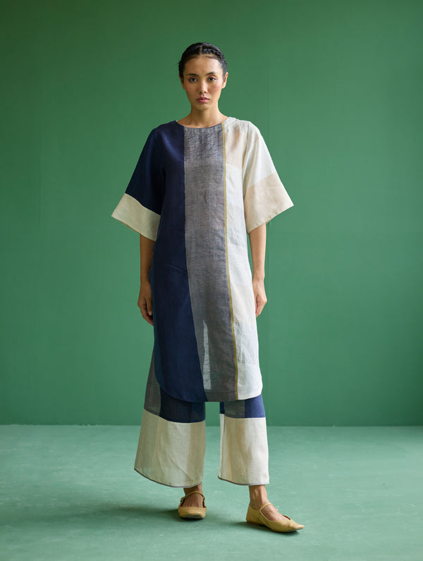 Risa Color-Blocked Kurta Set - Navy