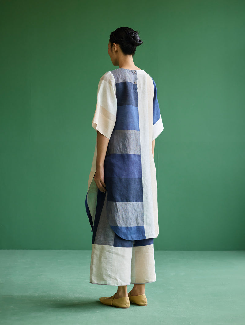 Risa Color-Blocked Linen Kurta - Navy