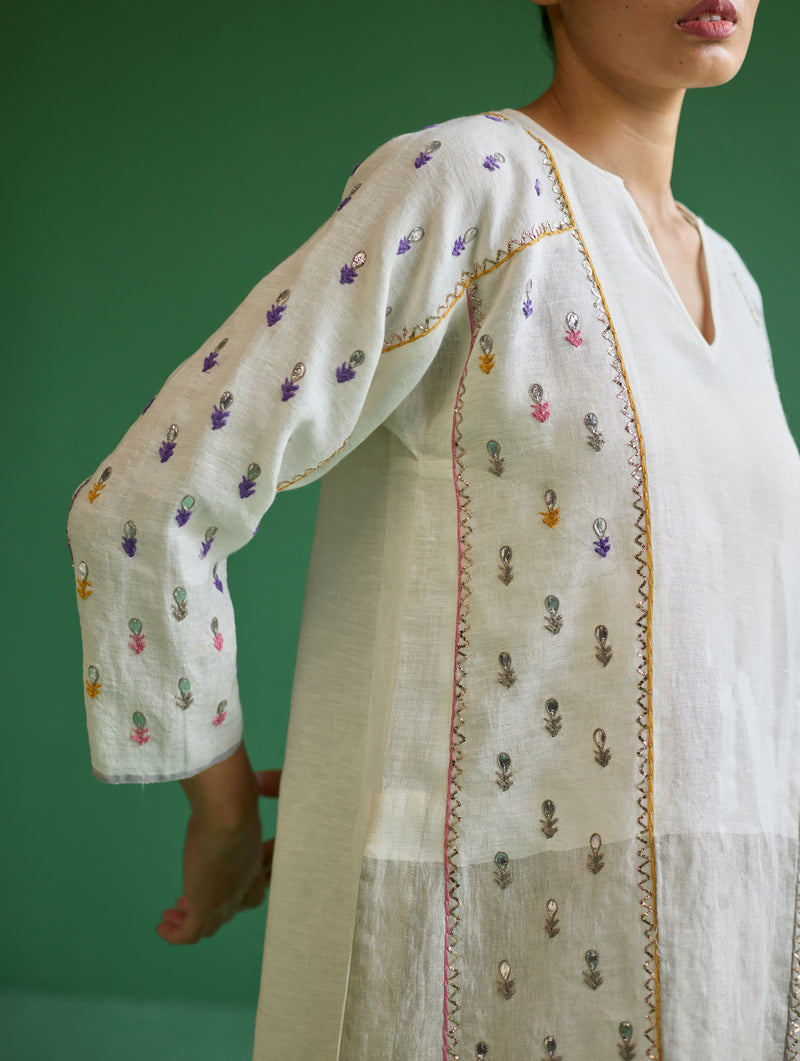 Ennya Hand-Embroidered Metallic Linen Kurta - Ivory