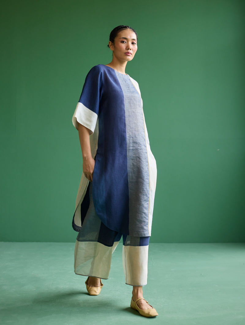 Risa Color-Blocked Kurta Set - Navy