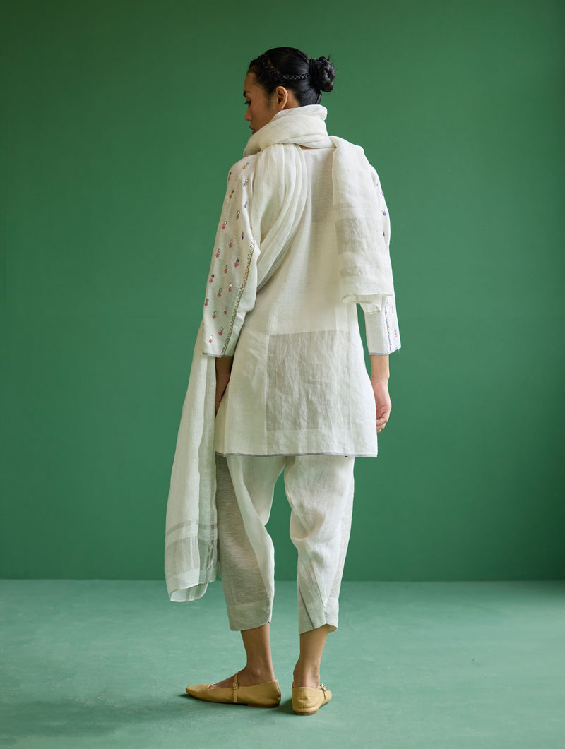 Ennya Hand-Embroidered Kurta Set - Ivory