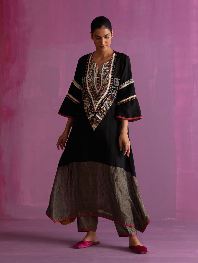 Afra Hand-Embroidered Kurta - Black