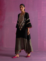 Afra Hand-Embroidered Kurta - Black