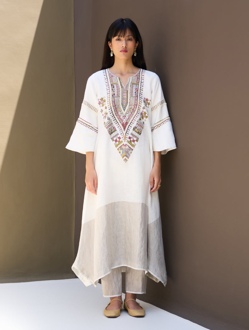 Afra Hand-Embroidered Kurta - Ivory