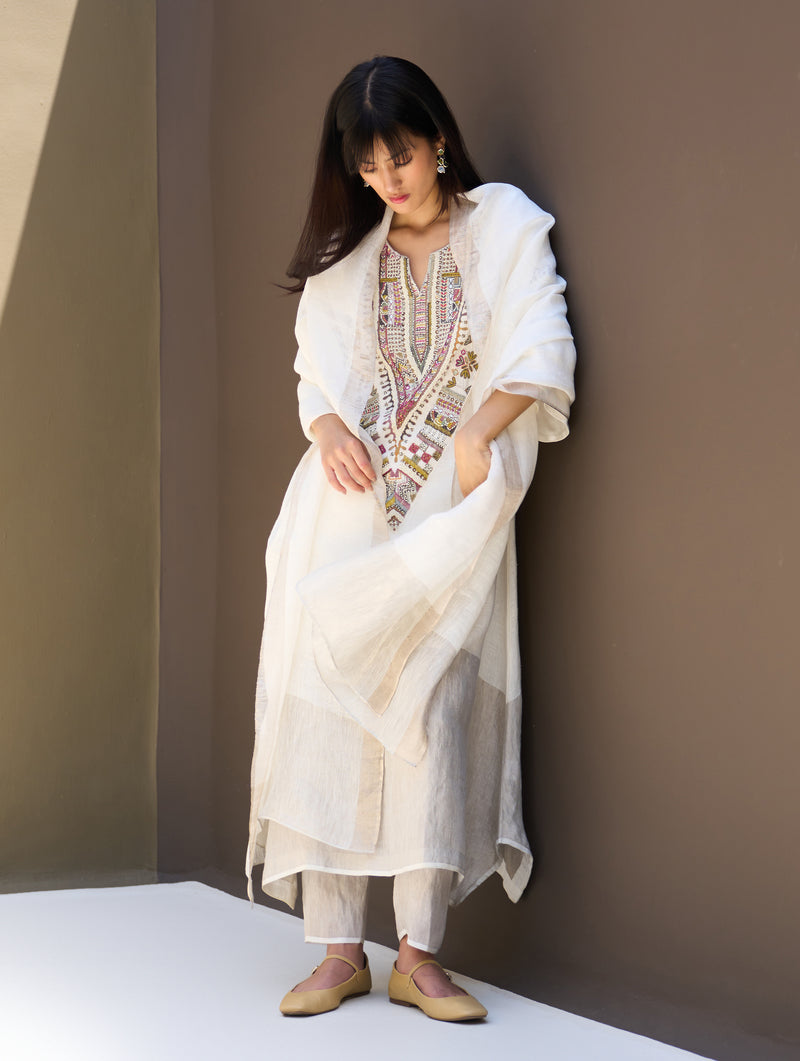 Afra Hand-Embroidered Kurta Set - Ivory