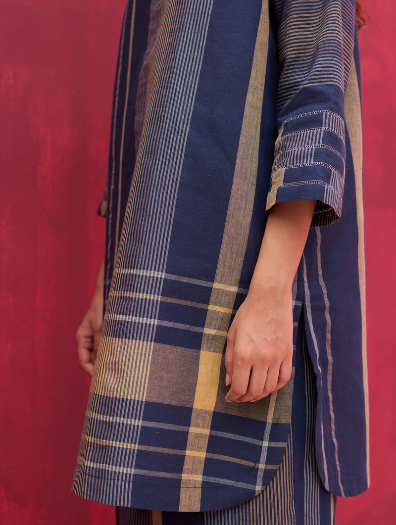 Rina Check Linen Kurta - Navy