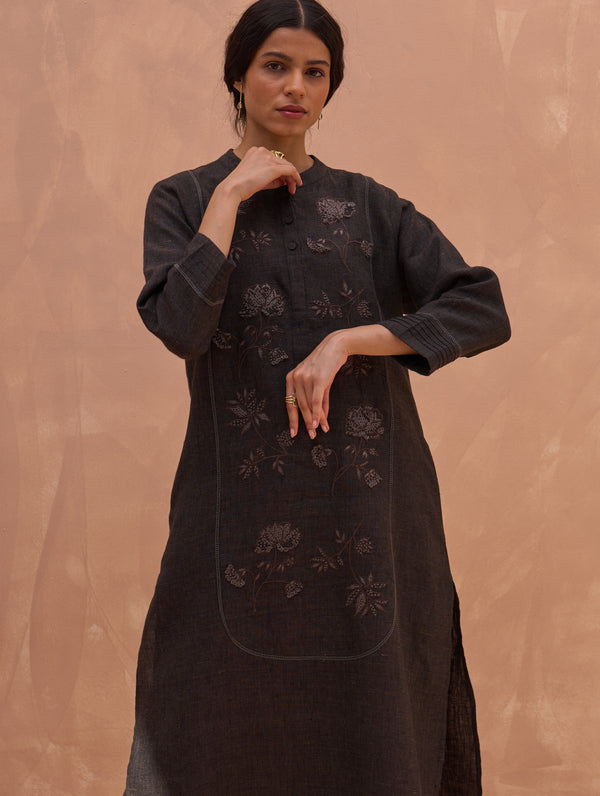 Kisa Hand-Embroidered Kurta - Charcoal