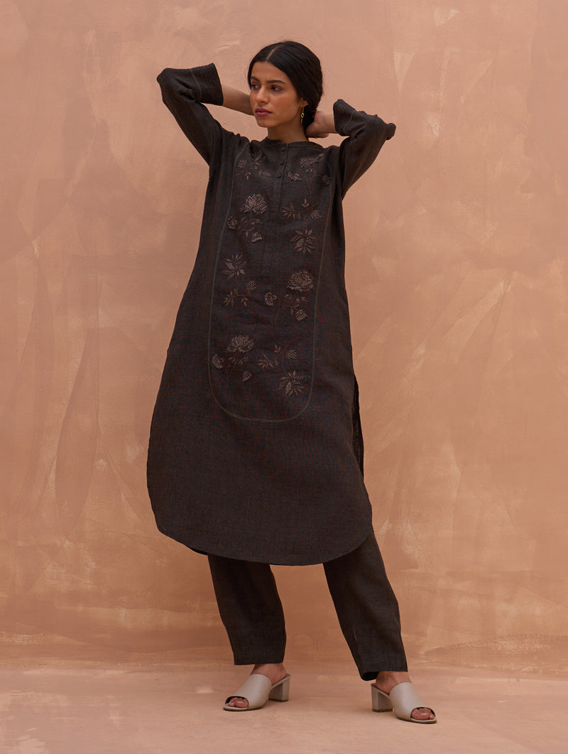 Kisa Hand-Embroidered Kurta - Charcoal