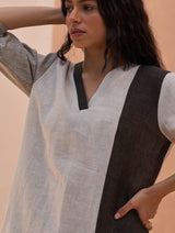 Pera Color-Blocked Kurta - Charcoal