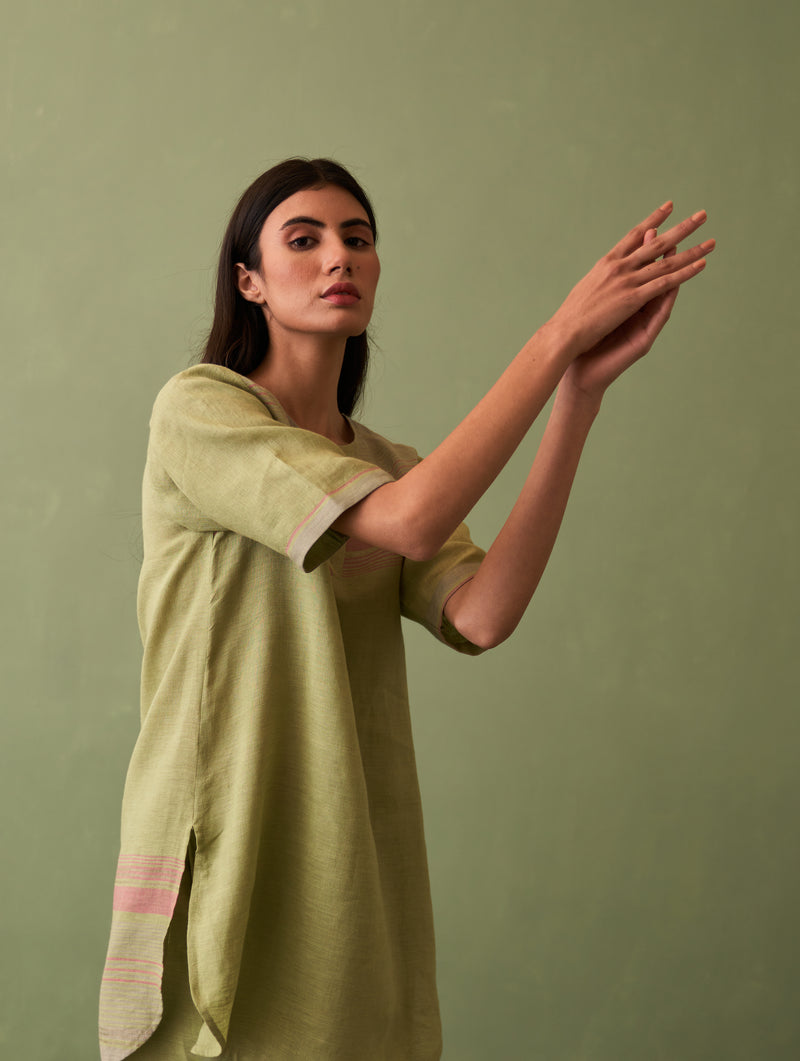 Zuri Border Linen Kurta - Fern