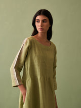 Eza Pintucked Linen Dress - Fern